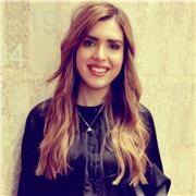 Laureata in lingue offre ripetizioni di inglese, francese e spagnolo. Esperienza di insegnamento online e nella scuola secondaria di primo grado